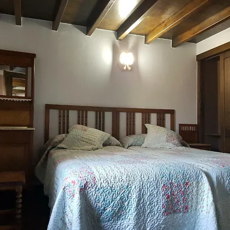 Las Tejedoras De Riu * Arenas De Cabrales